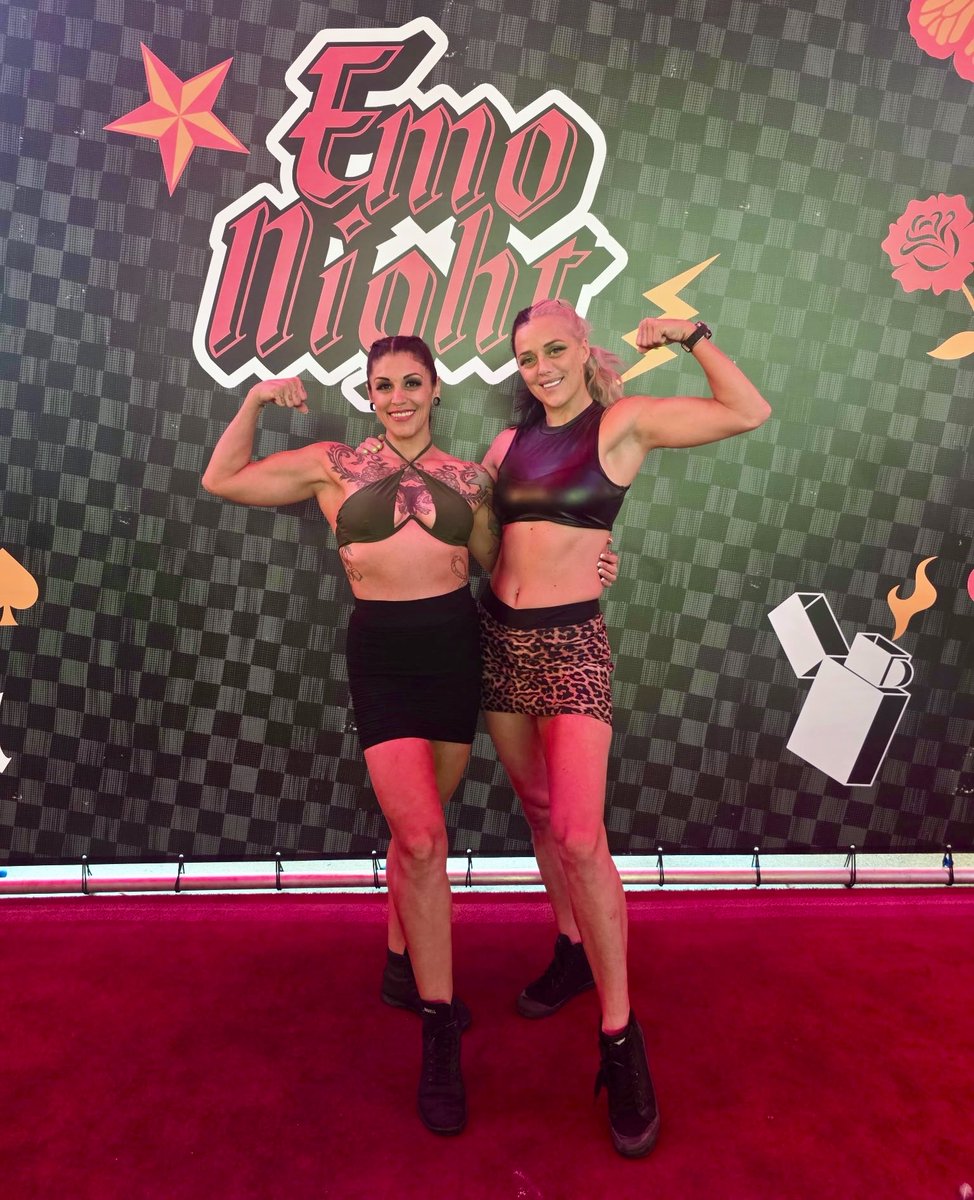 MJDominator's tweet photo. Andi Vicious &amp; I are neighbors, now &amp; we are available to host double sessions, tag-team matches, collaborations, &amp; 2 on 1 wrestling in Las Vegas 🤼‍♀️💪🎥
#doubletrouble #wrestle #grapple
 #lasvegas #sessionwrestling https://t.co/IIxPXVEg2V