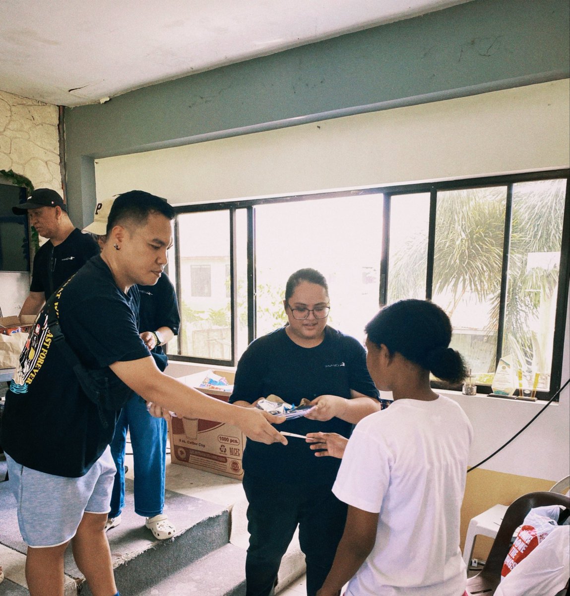 ChaGab08's tweet photo. A day full of service. a heart full of purpose and memories worth keeping. https://t.co/AqHq6UnfSC