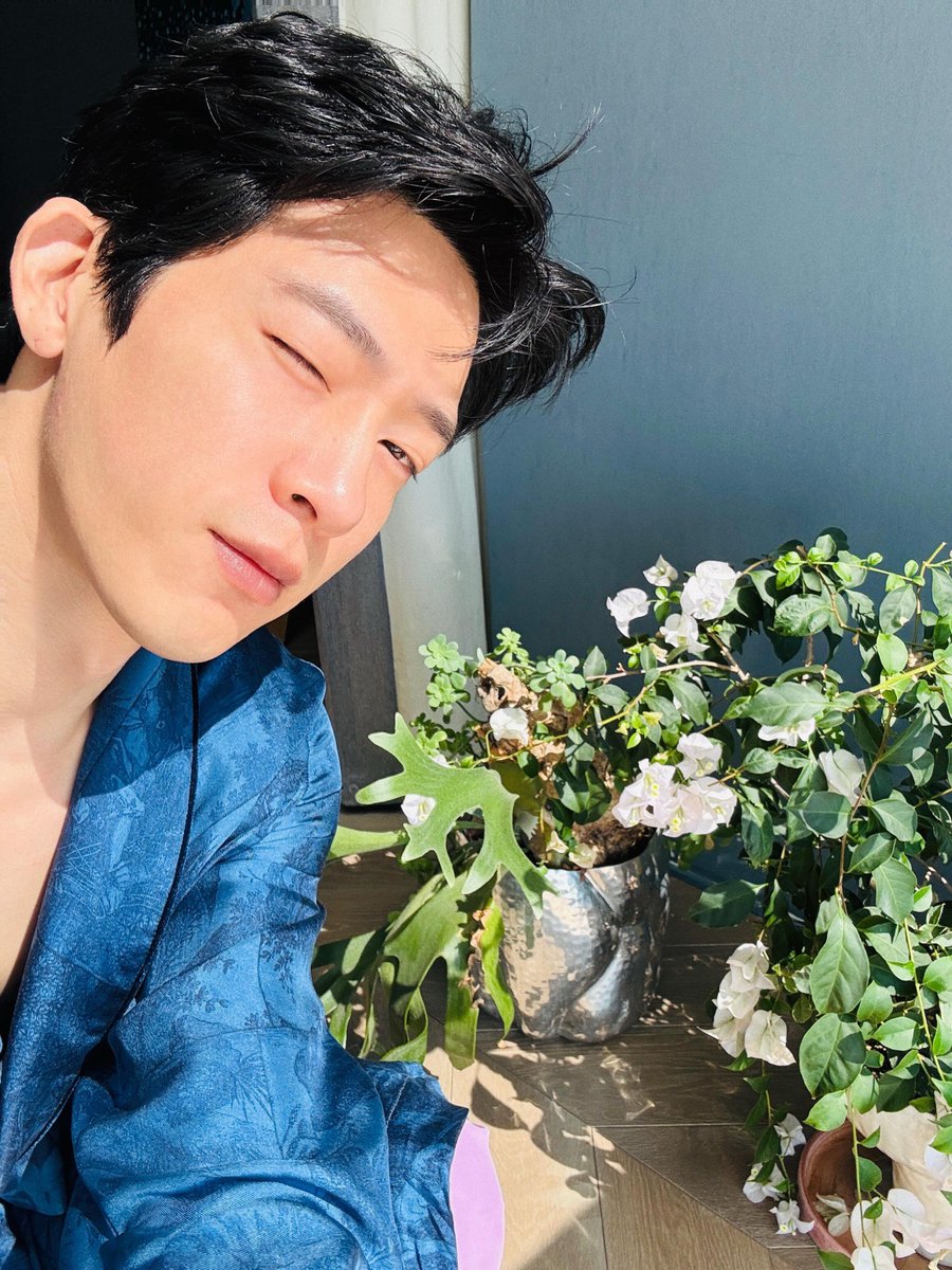 soyyfaa's tweet photo. นายทุนพาเฮียแกเข้ากองที พิไม่ไหวกับมุมนี้แล้ว 55555555555555

#JingBoran #จิ่งป๋อหรัน https://t.co/ukAj991o7T