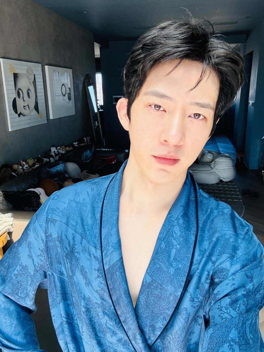 soyyfaa's tweet photo. นายทุนพาเฮียแกเข้ากองที พิไม่ไหวกับมุมนี้แล้ว 55555555555555

#JingBoran #จิ่งป๋อหรัน https://t.co/ukAj991o7T