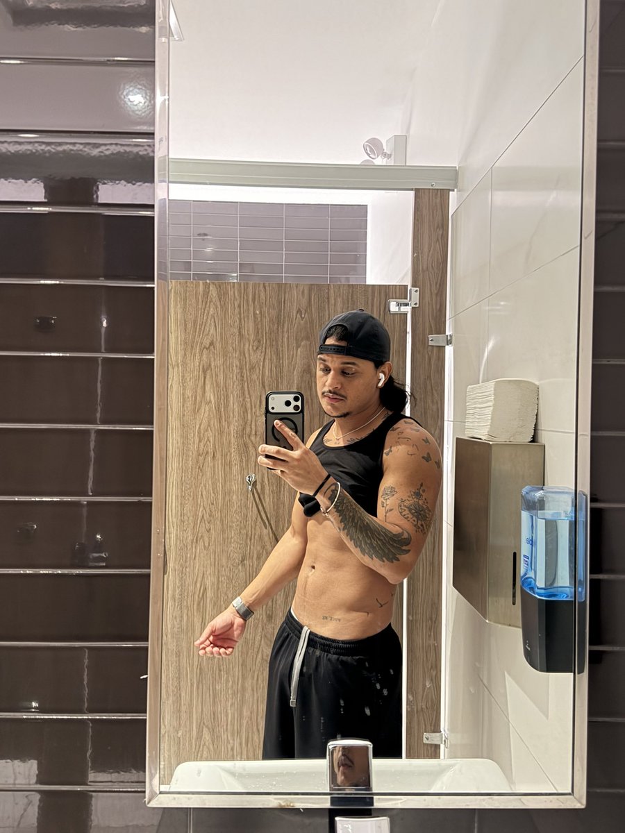 daviglz_'s tweet photo. 🖤🙌🏼 https://t.co/KknevzZYXL