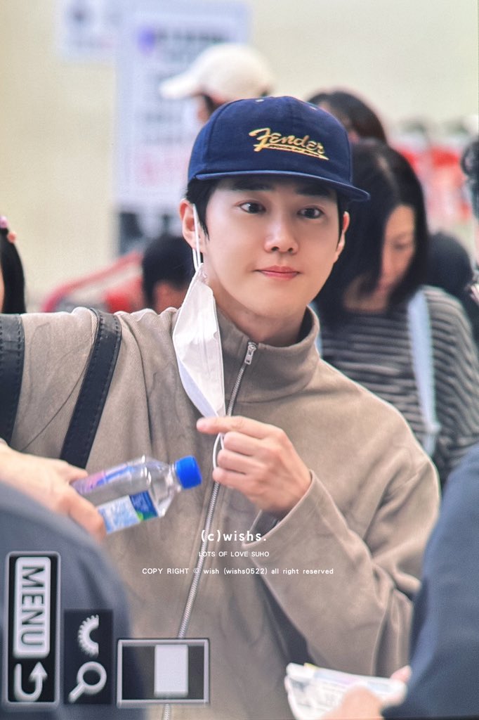 wishs0522's tweet photo. 261005 TPE 

#수호 #SUHO #준면 #김준면 #金俊勉 #スホ #EXO
@weareoneEXO https://t.co/9QCVFsdP12