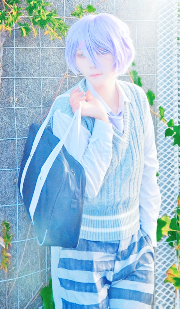 tumugi_mochimo's tweet photo. ＜🌈🕒Cosplay🫖🌿＞

『  2人とも遅いなぁ……。
   ここで待ち合わせって言われたのに……  』

photo📸➣真白遠夜さん(@mashiro_T00ya ) 

#コスフェスTDC
#レイパラ https://t.co/3KXYYSuZYt