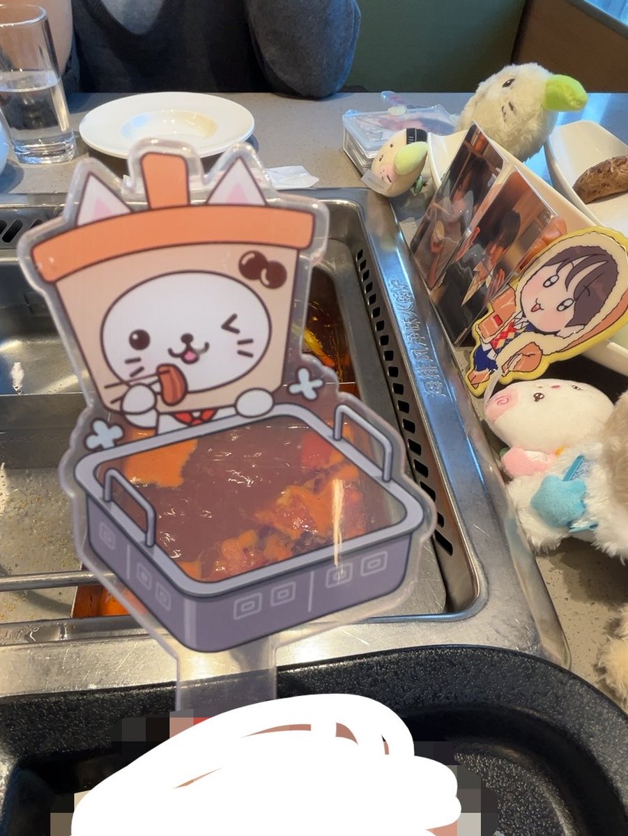 thatsnanme's tweet photo. 째깐언니가 우시 포카 뽑아줌🩵🩵😳 https://t.co/AOKoTIt6BB