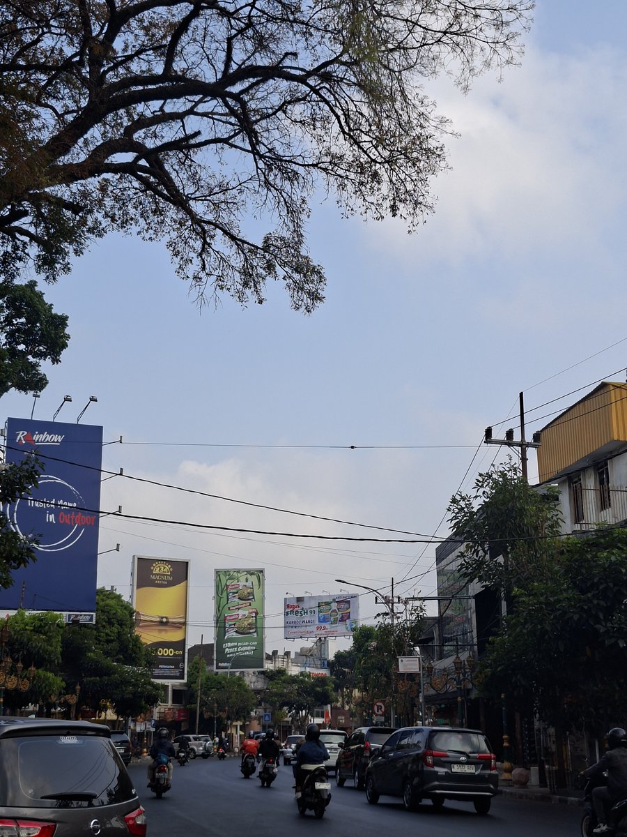 Johnson22211880's tweet photo. Malang lg mendung syahduh...enaknya ngapain? 

Kalo sy gym dulu, baru ngopi ☕️ terus? Hehe https://t.co/P99YAYJ3zE