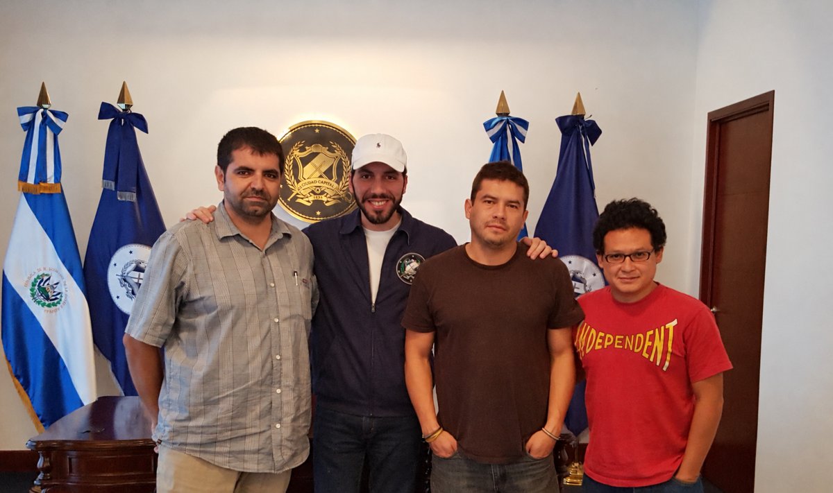 CroniGuanacas's tweet photo. Hablaremos sobre esta foto.
8:00 p. m.
Acá: https://t.co/9TwfgCcAnL https://t.co/HlrFU2Lu4V