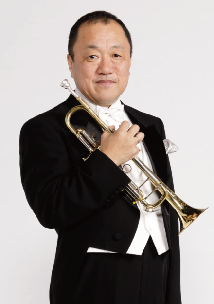 TKWOJapan's tweet photo. 【#TKWO 楽団員紹介】
本日10/5は【Trumpet 奥山泰三】の誕生日です♪

これまでのインタビューなどぜひご覧ください！
【#あなたにZoomin】
https://t.co/ukNTKCj6zS
【音楽とともにある人生♪】
https://t.co/ls9fZdN2t2
【#音楽と合宿とわたし】
https://t.co/efYTaHwl24

【プロフィール】
https://t.co/m8FCOGXIRh
