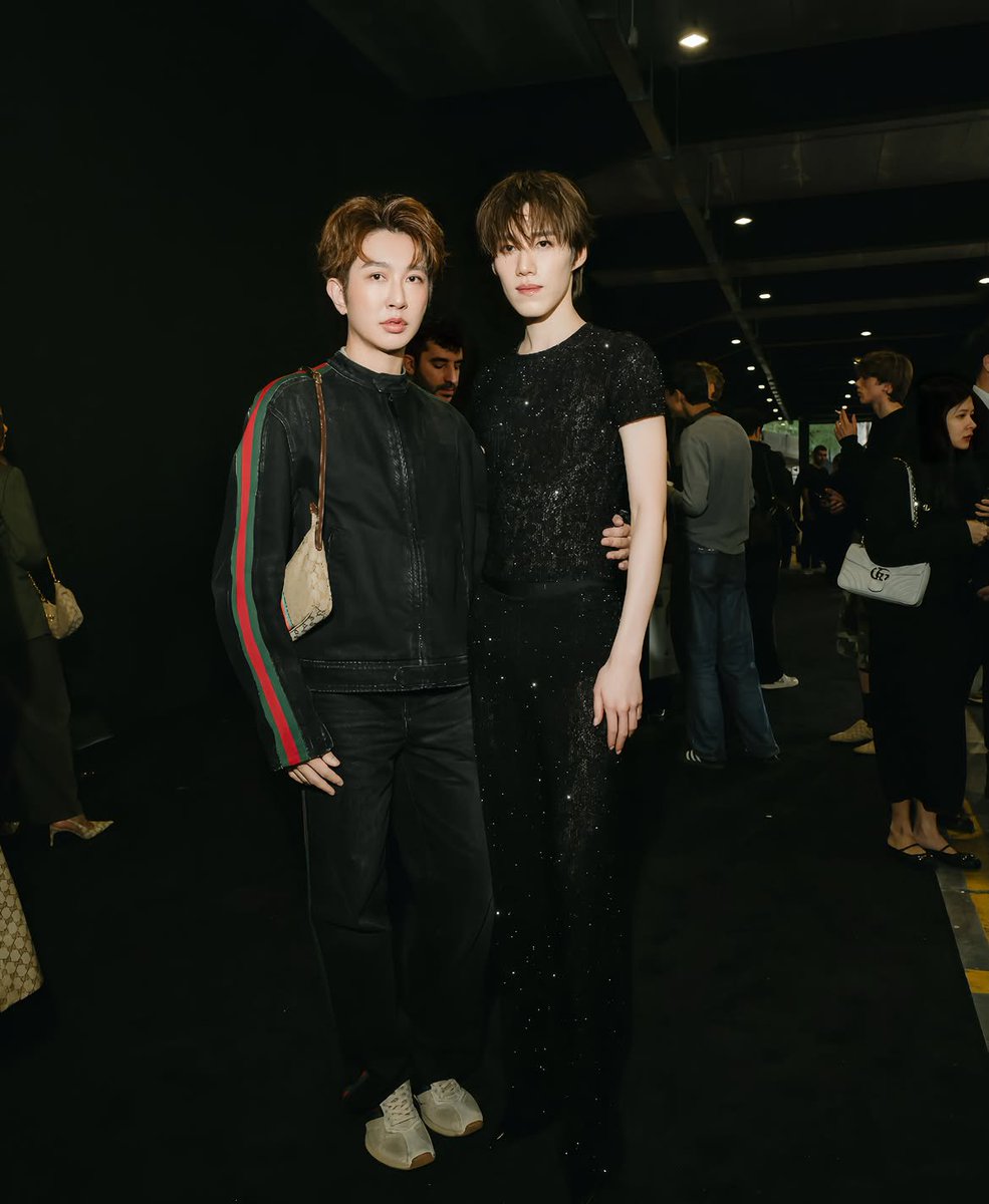 zhaoteens's tweet photo. look at pp so tiny 🥹🤏🏻 https://t.co/kmCJ6uQdNz