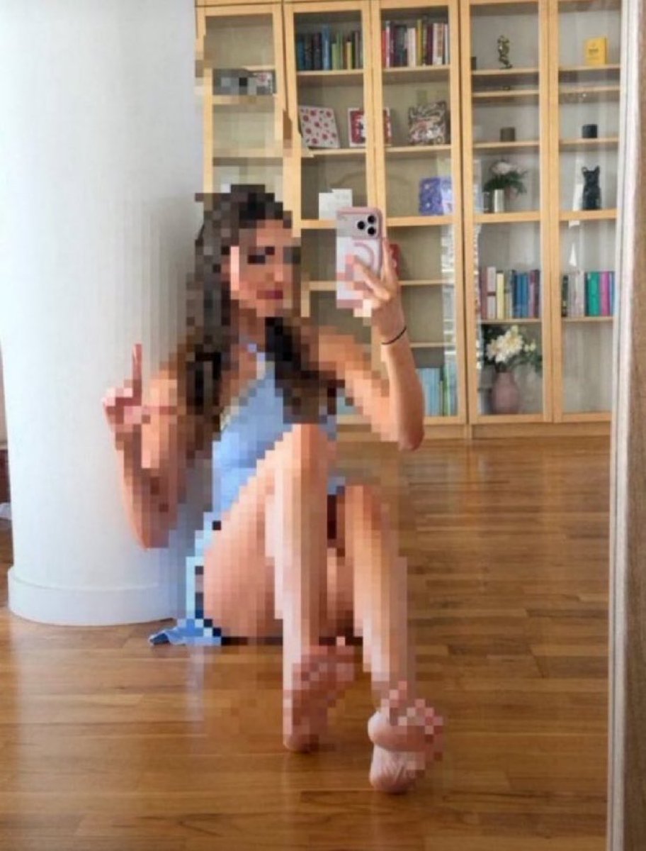 draining_DOM's tweet photo. Subs like you deserve only this🤤😈

You shouldn't be able to see a goddess body cause you aren't qualified 🥱

#cuck #cuckold #wankchat #hotwife #nsfw #nsfwtwt #bbc #bnwo #findom #horny #goon #gooner #feargasm #catfish #scam #wankbattle egirls feet humiliation gym brats manscam https://t.co/EZ8a31y0qv