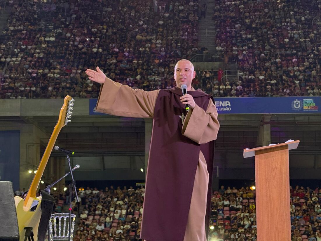 padrelf's tweet photo. "Quem como Deus?"
O resultado: as eleições.
O motivo: a oração. https://t.co/tcTDUPJSTy