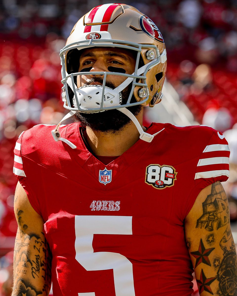 OurSf49ers's tweet photo. Mike Evans appreciation post: 

Evans played through fractured ribs and played his ass off catching 5 passes on 8 targets for 76 gritty yards against the Broncos. 

An absolute warrior playing through pain doing whatever it took to help the squad win and improve to 4-0 👏 https://t.co/AuA8vwV2d2