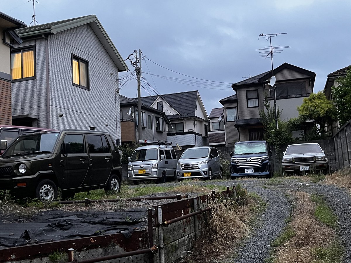 aioiusui's tweet photo. 10/8THU Fourthfloor,Koenji  神無月雨屁やります
1930~   ¥2500+🍷
UHE aioiusui(noizboxes)／suzukihohi(ts)

ON
内藤あきら(g)×ジョー山本(dr) 紫麗(sax)×河本隆弘(dr) 雨屁:鈴木放屁(ts)×相生雨水(g) https://t.co/PwhHllhcqh