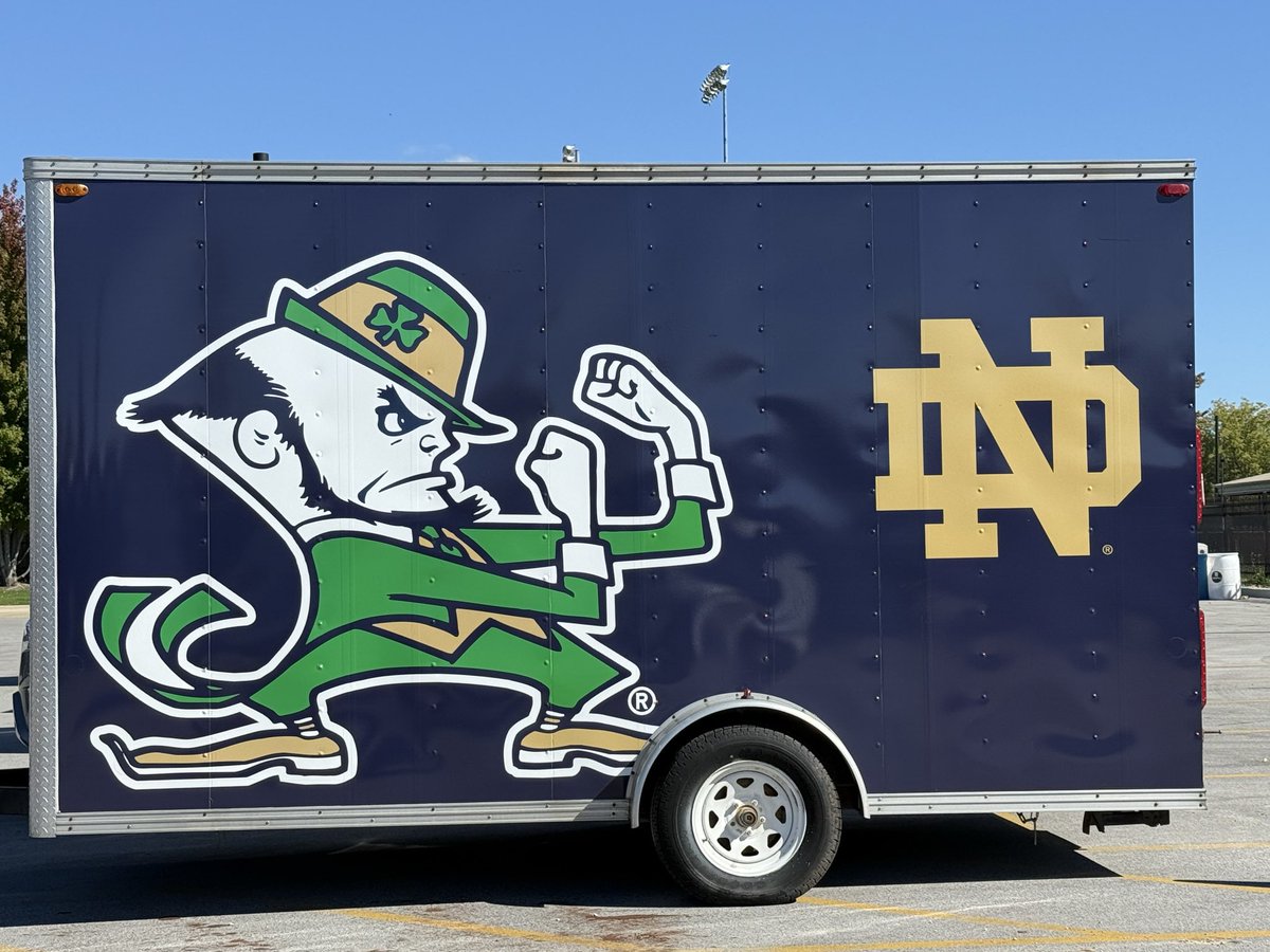 TaylorB_2029's tweet photo. Thank you so much @NDsoftball for inviting me out to an amazing camp! I learned so much and got to experience the beautiful fall colors and weather on campus! Thank you to coaches @2Ganeff , @CoachDeOliveira , @Coach_pooch , and everyone else who put together this amazing experience! Go Irish!☘️