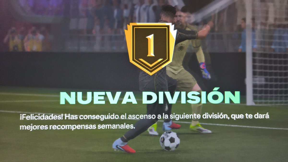 fawas32's tweet photo. 💪 Subí a primera tras una semana sin tocar rivals.

🇫🇷 Olise POTM de MCO es una maravilla.

🇸🇪 Seger es una bestia. Se come el centro del campo ella sola.

🔝 La 4312 es potentísima.

#FC27 #DivisionRivals https://t.co/khxLOM24eL