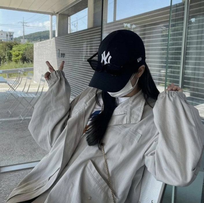 samohtnergllah's tweet photo. りゅせったー🩵更新ありがとう🆙💕流星くんもお疲れ様ヾ(•̥ ω •̥)♥植物が元気ない時の原因は水のやり過ぎとか直射日光が強すぎとかエアコンの風か当たりすぎとかあるんだって！対処法は置き場所の調整とか水やりの見直しだって🔍♡くそう！👈🏻かわいすぎて(泣)文面もかわいい👶🏻💕 https://t.co/kxJhHBOfYn