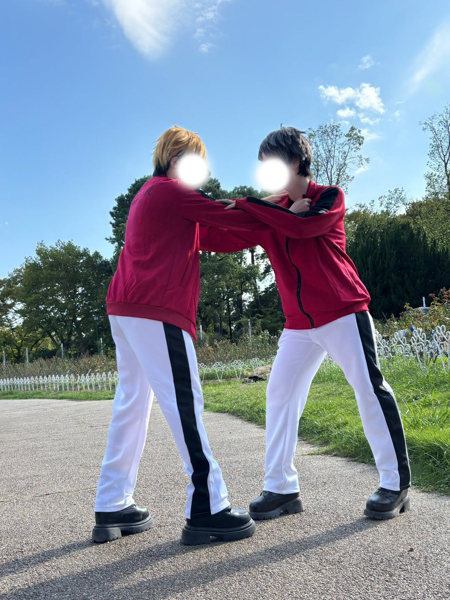 ritsumaru_2525's tweet photo. cos / ハイキュー!!
⠀
⠀◸ 宮ツインズHPB!! ◿
⠀
宮侑 × 宮治
︙
ツム▶︎ りつまる(@ritsumaru_2525)
サム▶︎ ひの(@HIno__o0O )
⠀
 #宮兄弟生誕祭2026 
 #宮侑生誕祭2026 
 #宮治生誕祭2026 
 #ハイキューコスプレ 
 #hqcosplay https://t.co/Iv1ho2zaSS