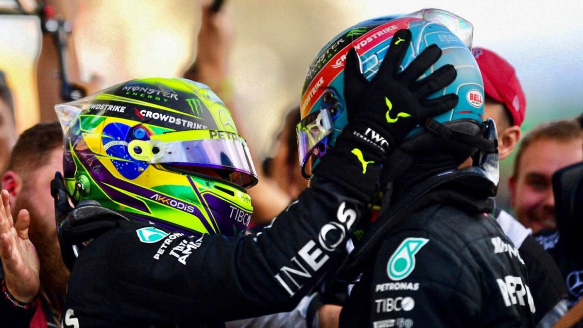 sinnlews's tweet photo. Me da mucha pena la temporada de Russell

Habia demostrado de 2019 a 2025 que tenia todo para ser campeon, no entiendo para nada que paso este año

Un tipo que debuto en Mercedes con su idolo al lado y no le temblo el pulso

Se que volvera el año que viene, lo deseo💙 https://t.co/wTjcgxNXUH