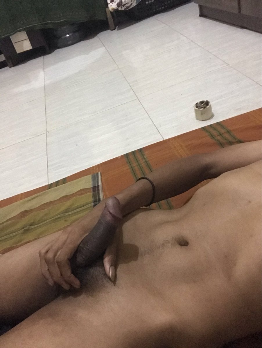 AdrianMaran3's tweet photo. Sange anjing 💦💦
Pengen masukin ke memek becek 😛🍌
Ayo tan gw di tanjung priok jakarta utra ini ..🍌💦💦👌🏻 https://t.co/lo02zew9gU