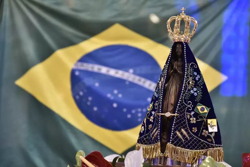 gabrielkanner's tweet photo. Quem mandou fazer fake news com Nossa Senhora? https://t.co/ip6KpTL11R