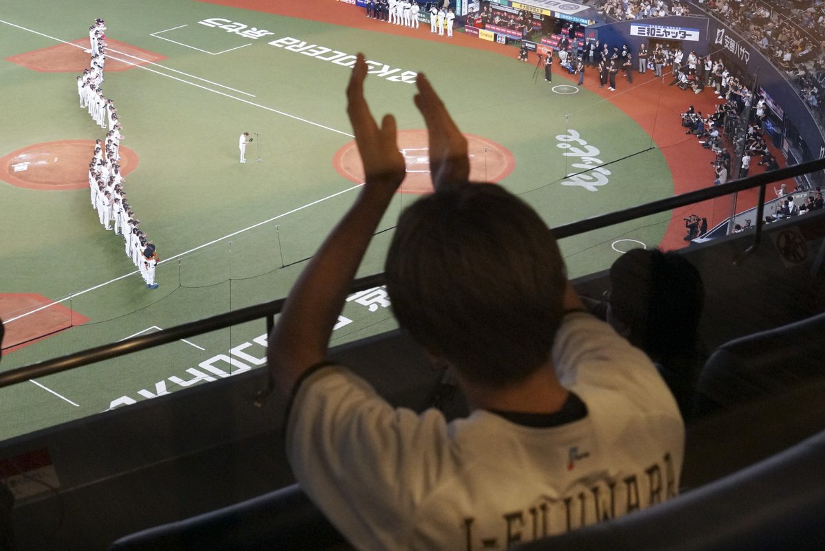 kantele's tweet photo. きょう深夜24時15分からは
『#藤原丈一郎 の月刊！オリックスLOVER⚾️』

今月のMJPは特別編✨
今季限りで現役を引退した絶対的守護神 #平野佳寿 投手を大特集⚾
偉大な足跡と最後の勇姿を辿るドキュメント
そして直撃インタビューも！

さらに2026シーズンホーム最終戦の模様もお届け🏟️
#山田修義 投手 #西野真弘 選手の引退セレモニーでは、藤原さんの目にも涙が…😢
セレモニー直後の貴重なインタビューも必見です✨

9月放送回の見逃し配信は明日あさ10時まで👆
TVer▶️https://t.co/jsLwB0EqD1
カンテレドーガ▶️https://t.co/FgxvqozwDj

#オリラバ
