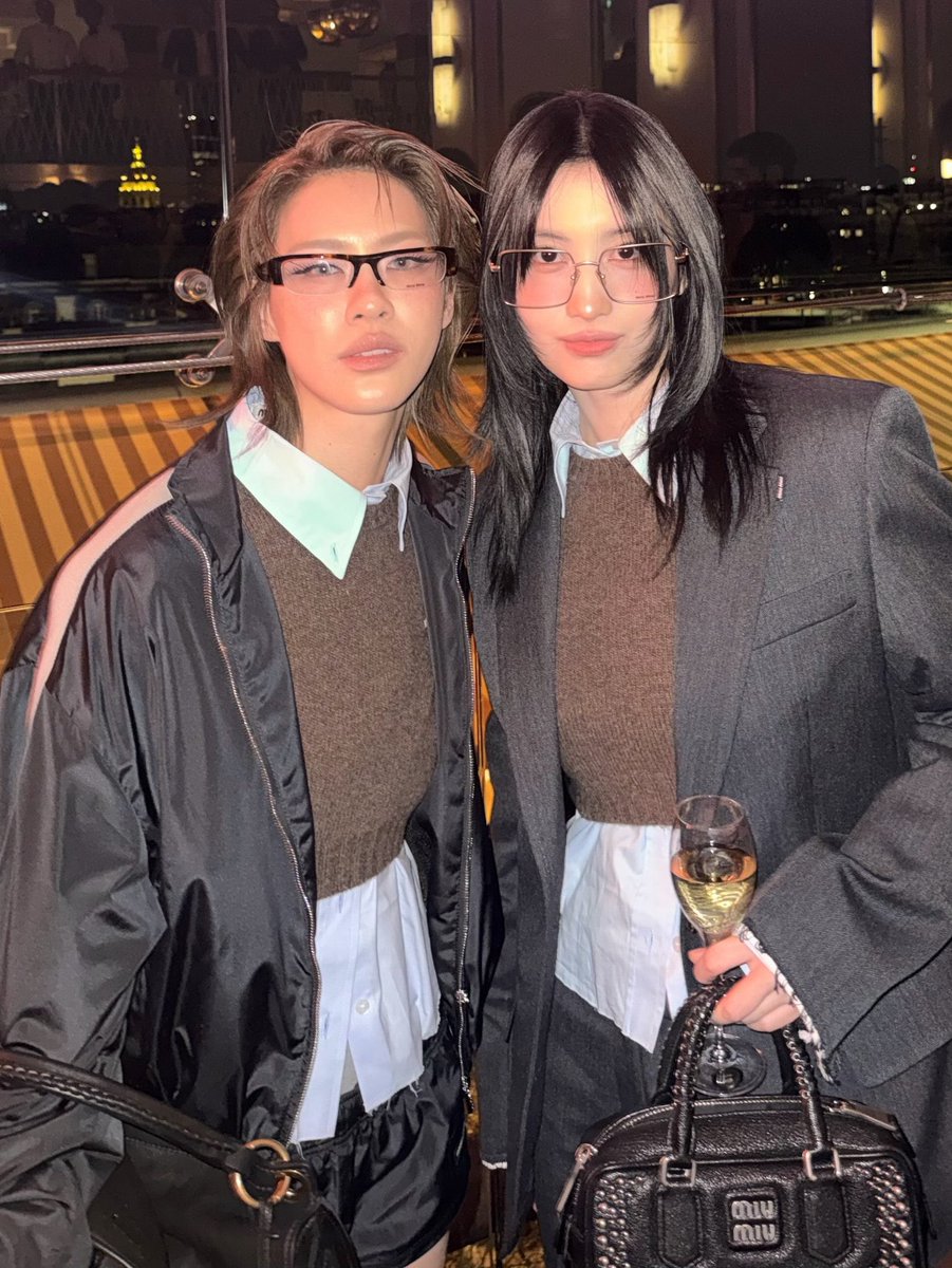 barbiegirImomo's tweet photo. EMI IS TRULY THE ONLY PERSON IN THE WORLD THAT CAN OUT GAYFACE MOMO 😭 https://t.co/b0YQqouR3c