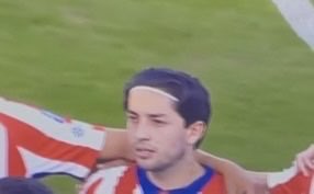 Somerskenwalker's tweet photo. Escriban un ff donde J0rd1 tiene los ojos hinchados porque estuvo llorando por todo el hate que está recibiendo su varón. https://t.co/mzCPLC7705