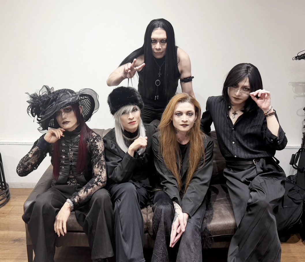 Lotto_drums's tweet photo. 昨日のLOUAGE・・
楽し過ぎた事がニュースになってるぜ。。 https://t.co/yXQ8tF8rHe