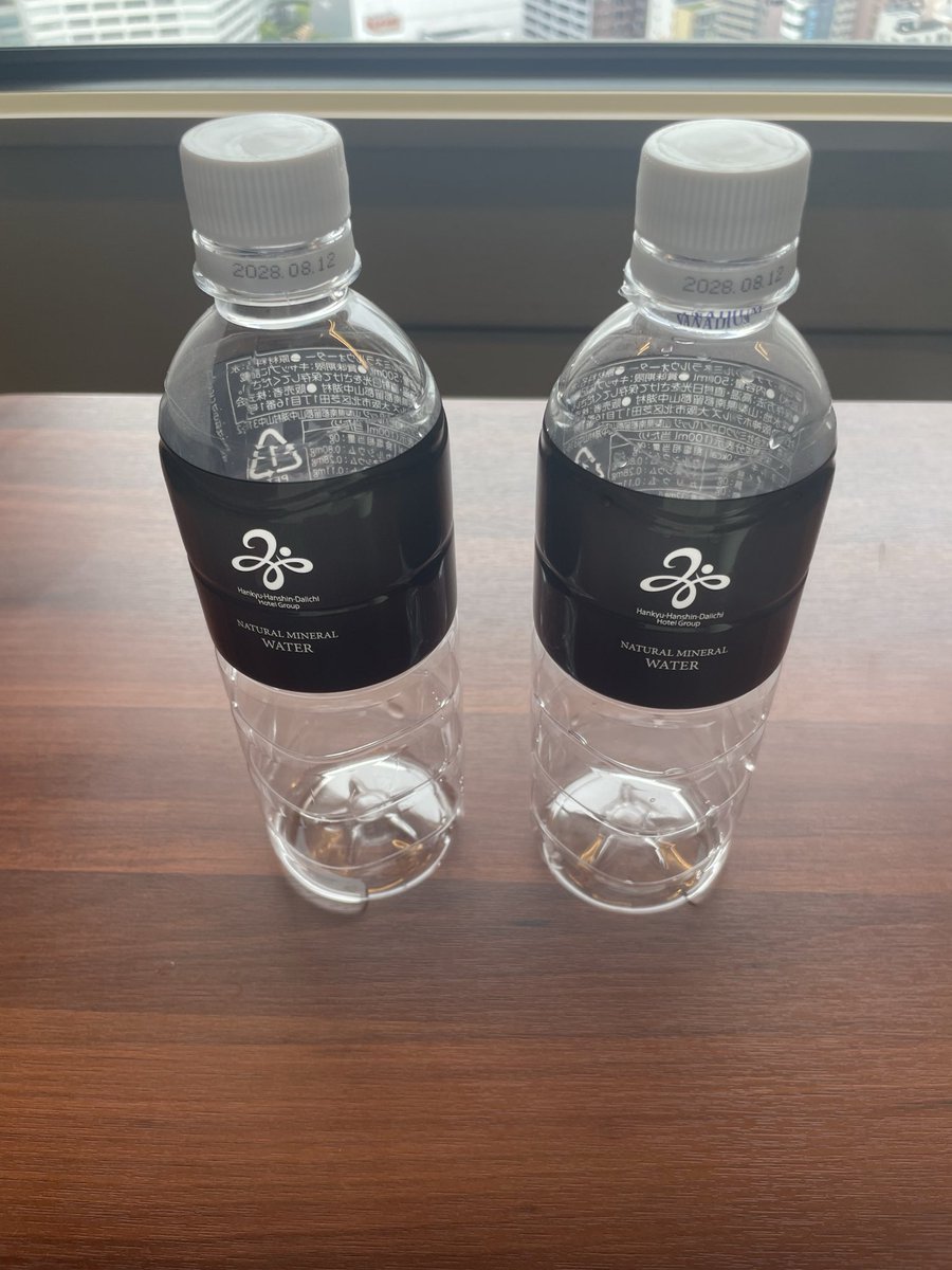akiweb8528's tweet photo. 黒ラベル💧おいしすぎて2ほんものんじゃった https://t.co/WaD4pwhDB6