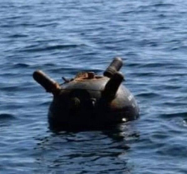 GrimDage's tweet photo. I have an inexplicable fear of underwater mines. https://t.co/MYhLF40SIQ