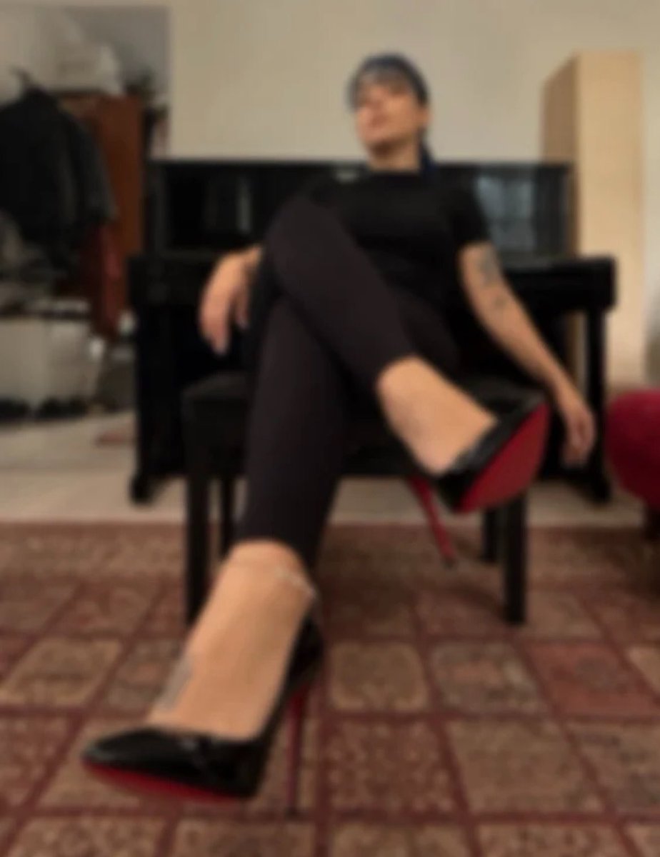 sentoblair's tweet photo. i am preparing some stuff super cool 👀  some nice pics &amp; a full Academy for Subs 💜💜💜
.
.
.
Findom Femdom @dommes_rt https://t.co/tzGID7vW1L