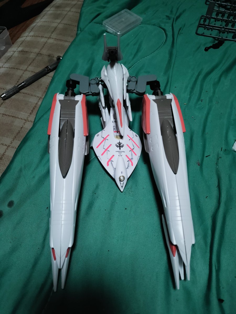 Ryu20231's tweet photo. 羽は開閉式です😊
ハシュマルの足をアームとして4本腕のキュベレイになる予定です。 https://t.co/HpvuMGsYeg