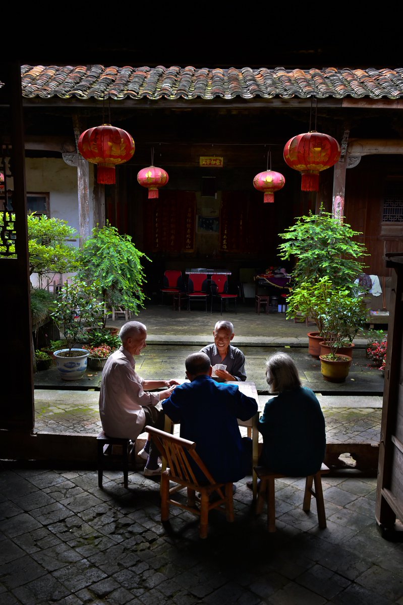 AlbertMorapyg5's tweet photo. At 圆南讲沂, every story feels like a warm, timeless chat by the old well. It’s where local stories take root and hearts connect. https://t.co/PY8RaiYymk