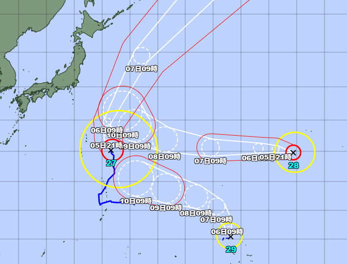 genji_x's tweet photo. また台風が３つも。 https://t.co/wB5Ks9wHFH