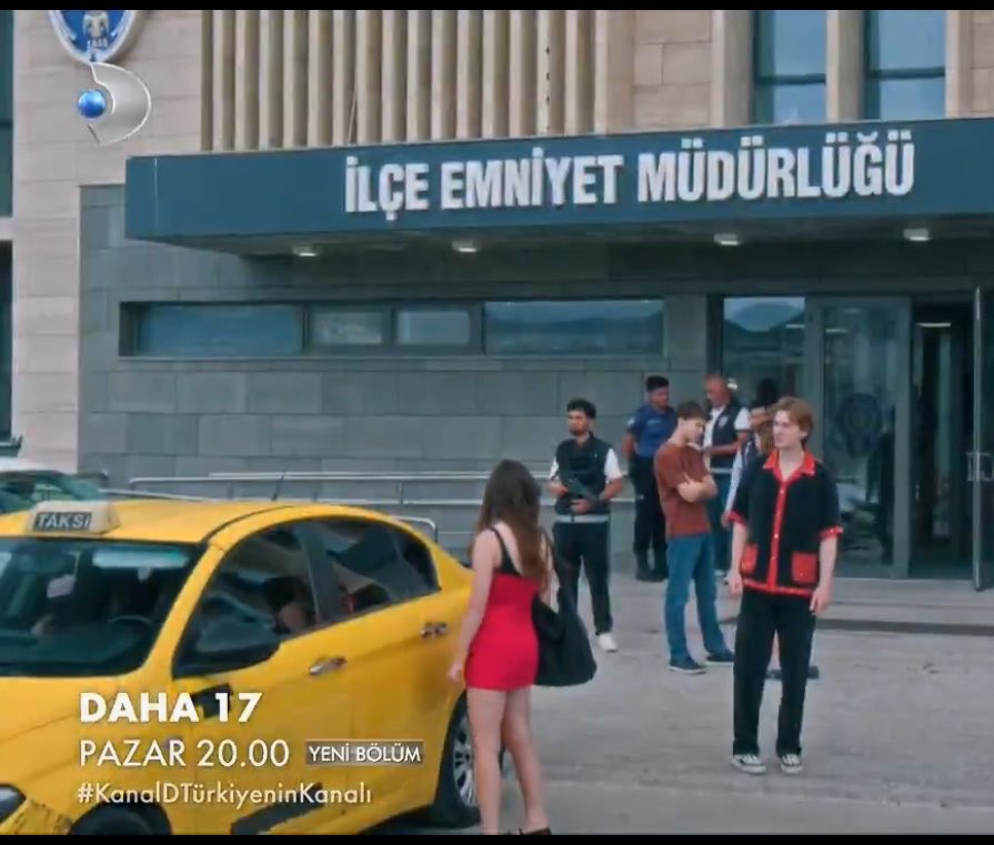 Lujain6357611's tweet photo. Deniz finally being able to afford taxi and ditching her daily 10k step 😭 https://t.co/EZxD0eZcbS