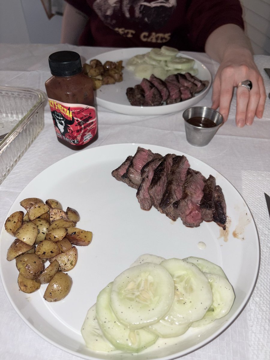 kiniotoles's tweet photo. don't bother trying to ragebait me. 
this is an average night in my household

i love cooking with her 💕💕💕 https://t.co/QH2E1yPJZV
