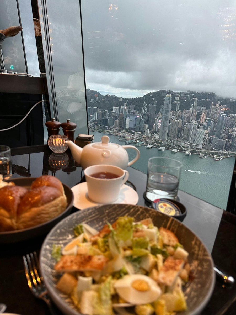 RateriaSumit's tweet photo. 今日の朝食 https://t.co/pZQGu2DsdI