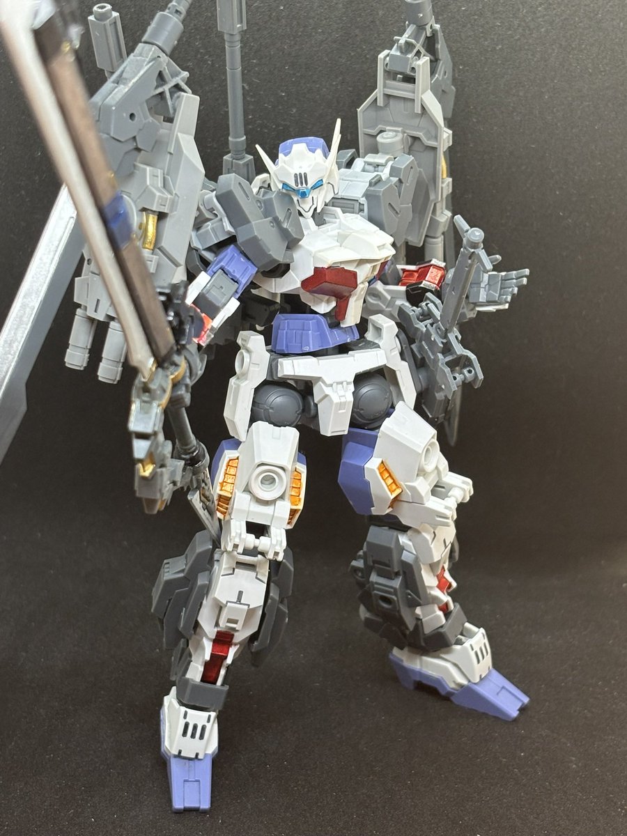 FGOZero's tweet photo. https://t.co/cCV6lEwCei
「…ビギンズ、どういうつもりか分からないけれどヴィゾフニルへの攻撃はやめてもらうわ…！」
ゲートを使い、ディナイアル前へと飛���出した！ https://t.co/qDUckqZWou