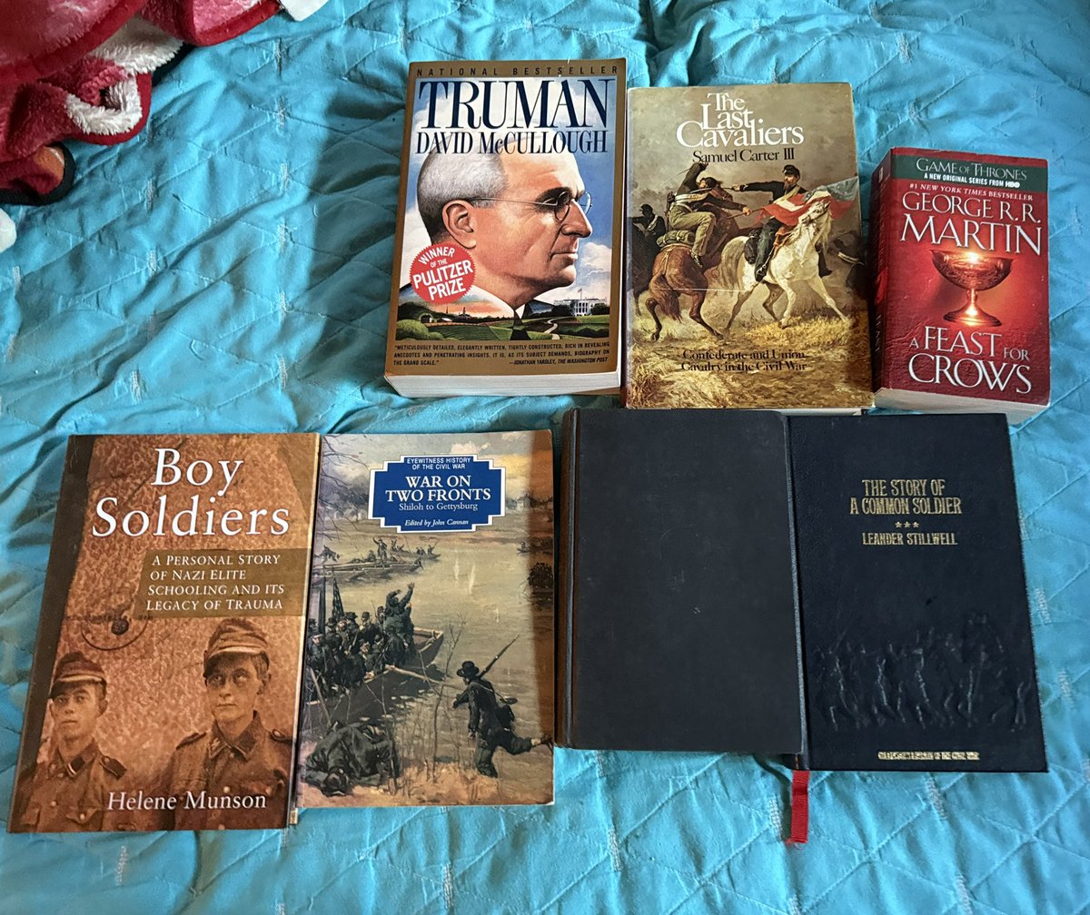 miririas's tweet photo. Book haul https://t.co/x0Uz06cY8x