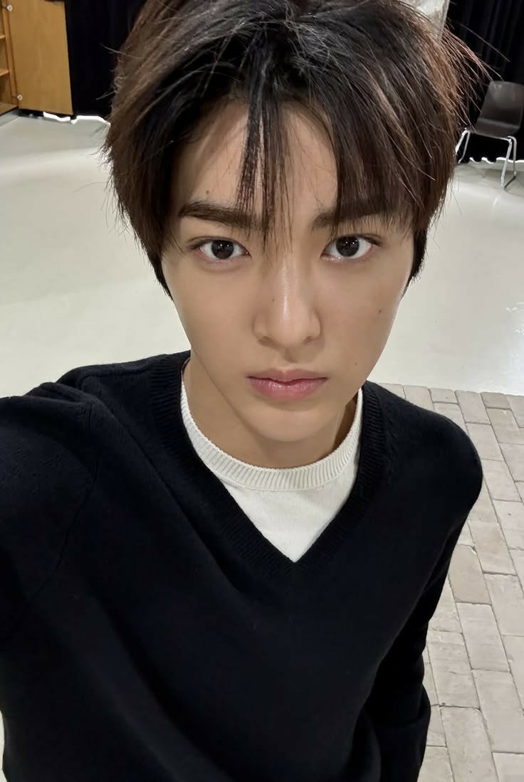 txradiohead's tweet photo. a #keonhyeon few tweet au

; rude seller and annoying buyer https://t.co/eGhrRNhFcH