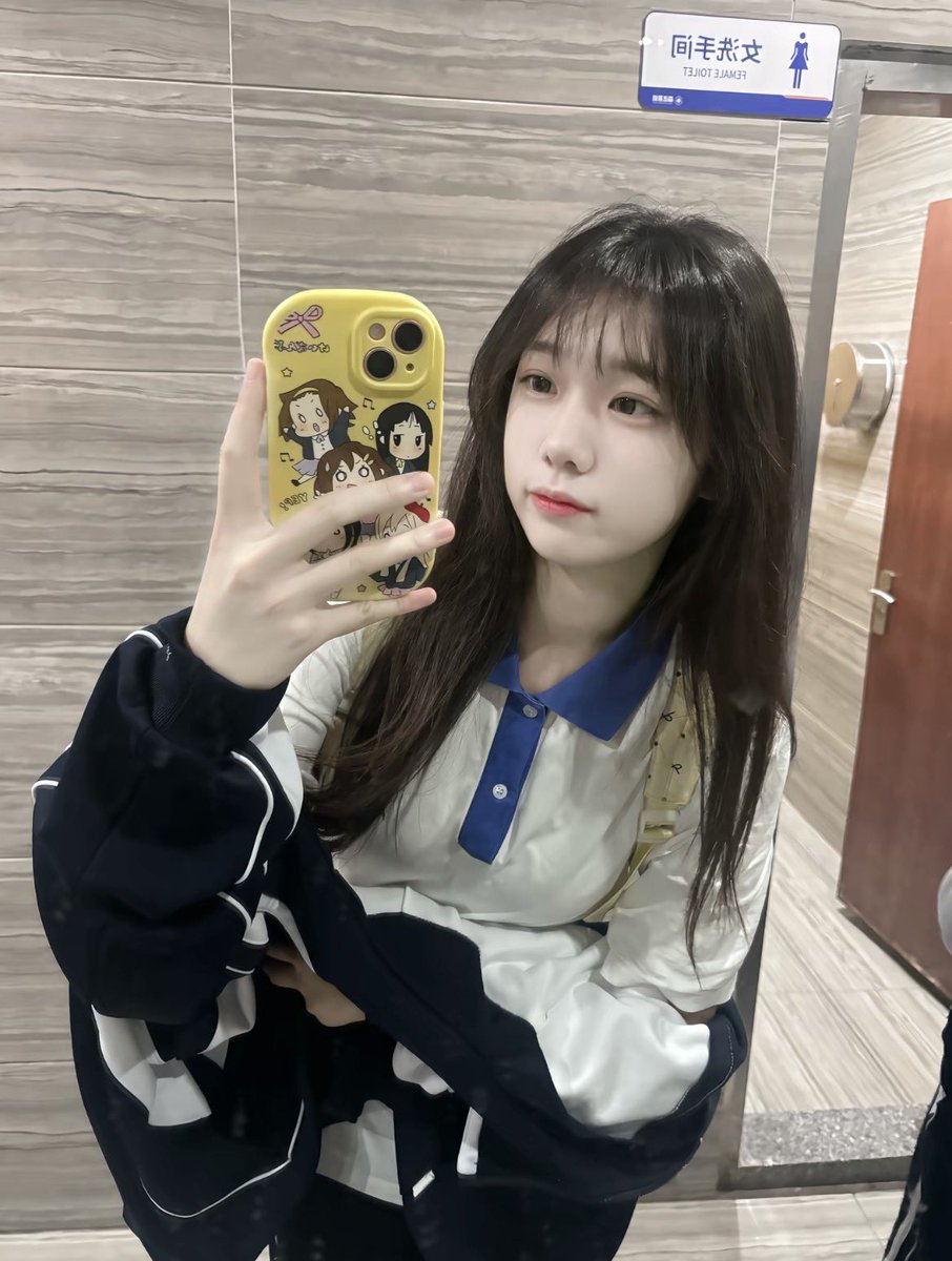 lori93ci5's tweet photo. 早上好呀 这个点有人吗~新拍的

有人想要锐评一下我女高的福嘛😌

（拒绝人机）赶紧看，我要删了

真没有🚪流言2我真给呀 https://t.co/WBhaFm0lRh