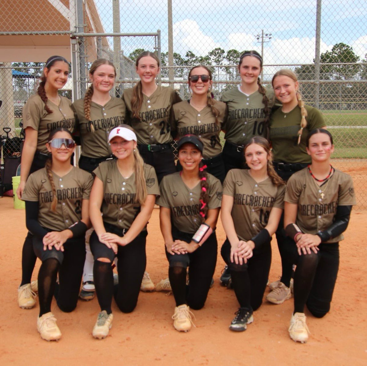 BSeebeck2029's tweet photo. 1st tournament back with my girls ! Lots to build on!  Lots to learn! And plenty of work ahead ! On to the next one 🔥 🧨 PGF 99% Showcase 
@mackzuppas  @DSC_SBall  @SaintLeoSB @JAXCoachE @PGFnetwork @JerrandN  @FCFL2930 @NSU_Softball https://t.co/MBOExZFnn8