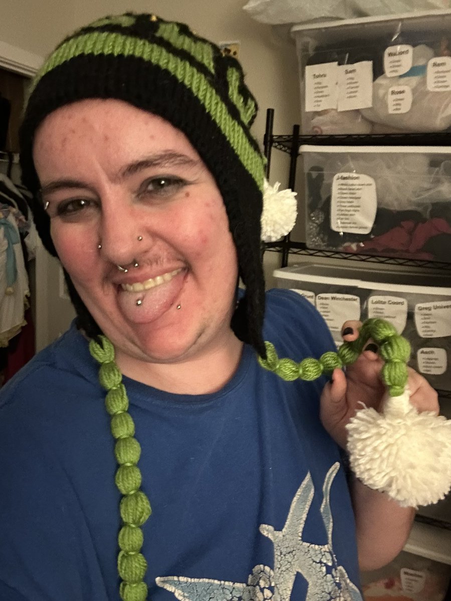 obscenitywitch's tweet photo. hat! I’m probably gonna line it with white fleece but not tonight

I didn’t actually want to cosplay noiz, I’m planning an aoba cosplay but I wanted his silly little hat and now we’re suddenly going to a yaoi/yuri event in a week and I need a cosplay last minute… https://t.co/2YP3sgPtLg