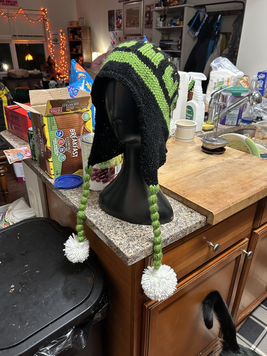 obscenitywitch's tweet photo. hat! I’m probably gonna line it with white fleece but not tonight

I didn’t actually want to cosplay noiz, I’m planning an aoba cosplay but I wanted his silly little hat and now we’re suddenly going to a yaoi/yuri event in a week and I need a cosplay last minute… https://t.co/2YP3sgPtLg