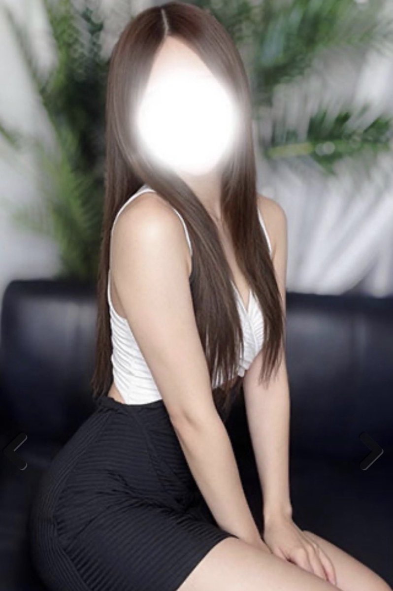 HOWEVER_ANNRI_'s tweet photo. おはようございます。
11時から出勤しております！ https://t.co/D0GMRX6BIP