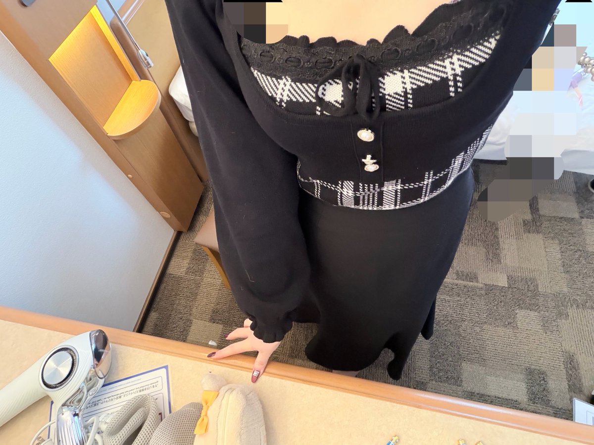 usakononitijyo's tweet photo. 莉子とお揃い香水をつけて完成 https://t.co/A4cx3xlmX9