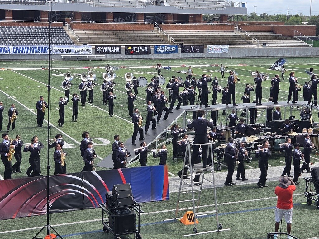 ManvelHS's tweet photo. A big Hoka Hey Shout out to the Manvel Band and Color Guard who performed in the Bands of America Competition on Saturday at Freedom Field. https://t.co/dCu1KjiJRt