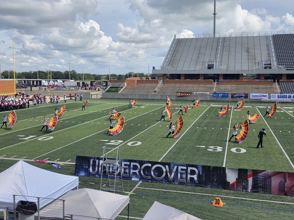 ManvelHS's tweet photo. A big Hoka Hey Shout out to the Manvel Band and Color Guard who performed in the Bands of America Competition on Saturday at Freedom Field. https://t.co/dCu1KjiJRt