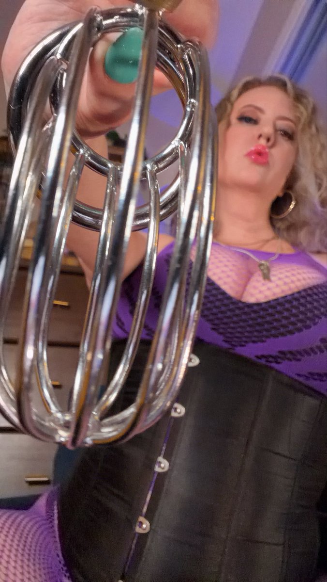 cherrytorn's tweet photo. Update: 5/8 Total Cock Control slots filled. One Divine Key application made me laugh out loud. He'll be hearing from me. The rest of you are still typing. 😏 https://t.co/mDk4kHRhyc