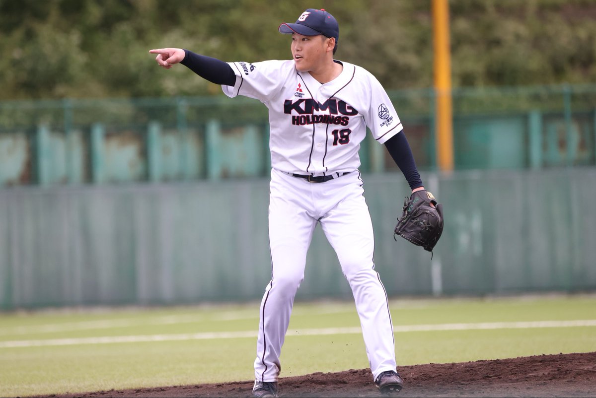 kmg_baseball's tweet photo. 日本選手権九州予選 2回戦突破!
昨日も熱いご声援をありがとうございました🗣️
第1代表トーナメントベスト4に入りました!
#KMG
|203 000 100 |=6
|000 000 000 |=0
#熊本ゴールデンラークス
【バッテリー】
○西山,川﨑 - 角田
【二塁打】
・河野 大朗 ・仁木敦司
・峯 圭汰 ・角田隆也
【本塁打】
・林 竜平(3回2ラン)