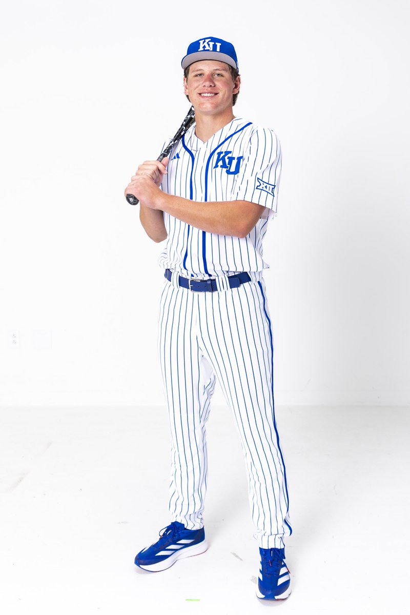 JacksonSchanuel's tweet photo. Rock Chalk! #committed 
@KUBaseball 
@BlueDragonBSB https://t.co/mtvcbZaiLd